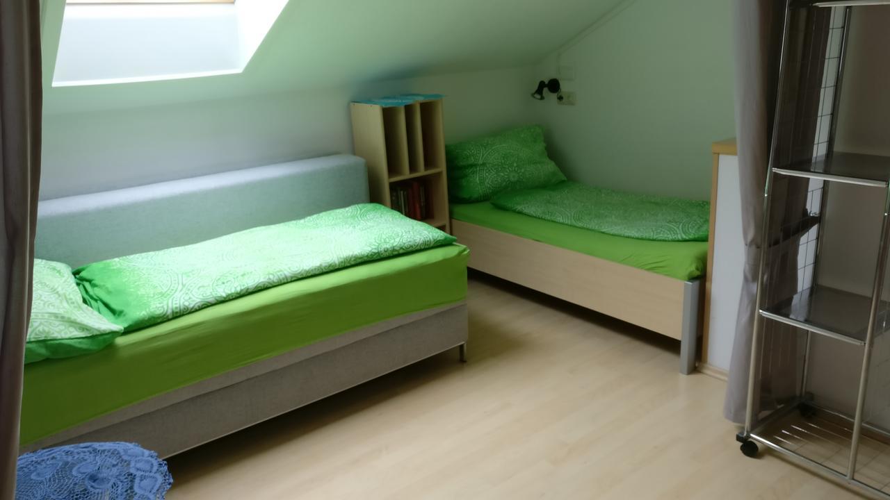 Ferienwohnung Stricker โอเบอร์ทราวน์ ภายนอก รูปภาพ